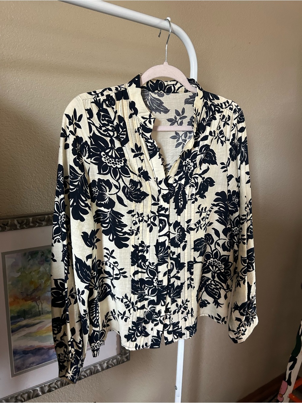 Women's Cream Floral Button-Front Blouse - Black Print